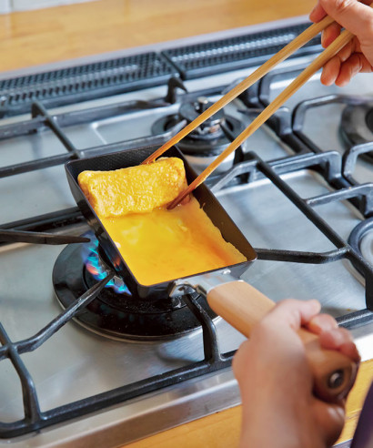 茅乃舎別誂え 玉子焼き器 鉄製(小) (IH対応)