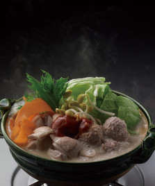 【季節限定】塩白湯鍋のだしとつゆ 辛味だれ付き