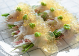 刺身魚の薬味巻き・ゼリー添え画像