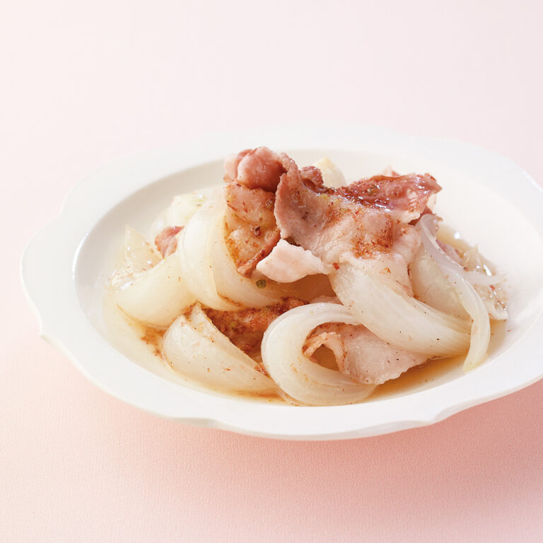 新たまと豚バラのレンジ蒸し