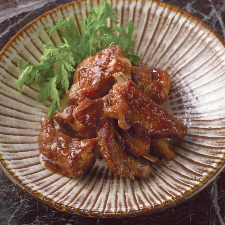 味が染み込む<br>スペアリブのマーマレード煮