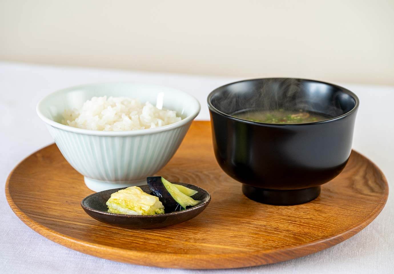 お吸い物椀黒　本漆塗り　20セット 吸い物椀 お椀 黒漆塗 洋ラン 吸い物 椀 漆塗 蒔絵 本漆塗 食器