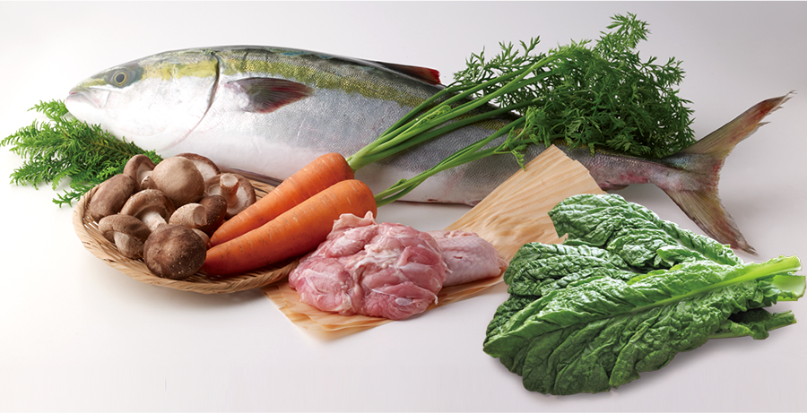 出世魚の鰤、博多の伝統野菜・かつお菜、丸餅の写真